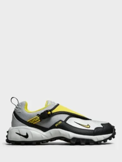 ACG Phassad Sneakers in Black, Yellow Zest og Metallic Silver