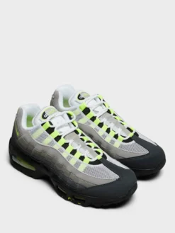 Air Max 95 OG Sneakers i Black, Neon Yellow og Cool Grey