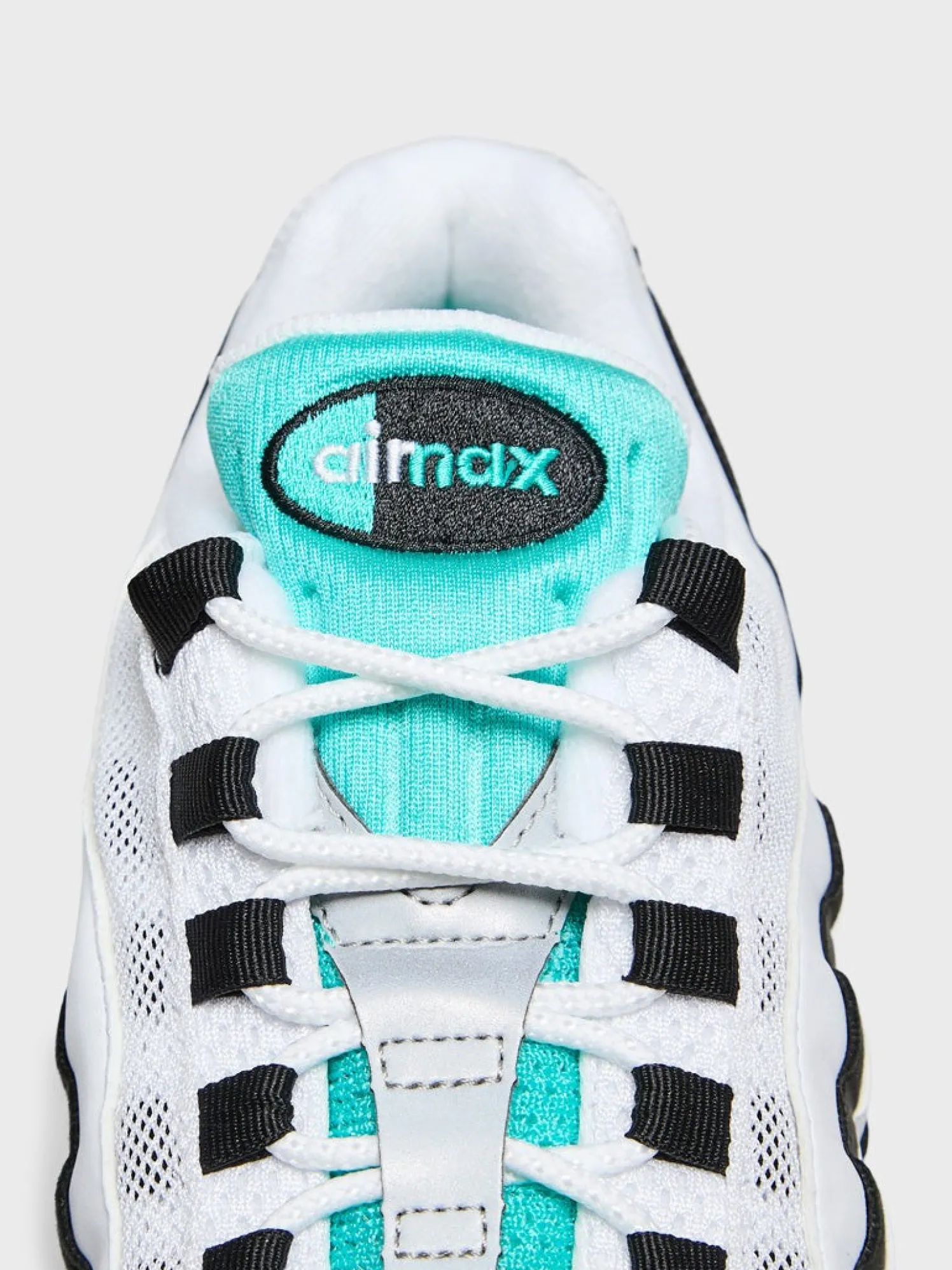 Air Max 95 OG Sneakers i Hvid og Sort