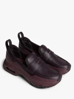 Air Max Phenomena Sneakers i Burgundy Crush, Metallic Silver