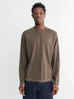 Another T-Shirt 3.0 i Brun og Navy