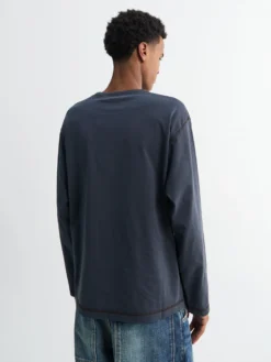 Another T-Shirt 3.0 i Navy og Brun