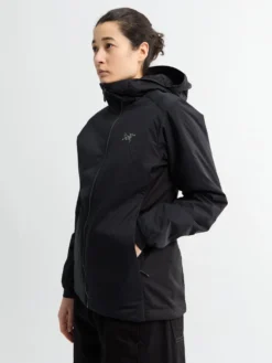 Atom Hoody i Sort
