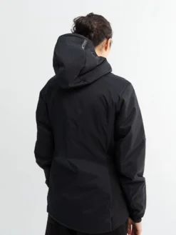 Atom Hoody i Sort