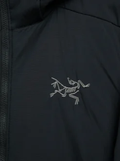 Atom Hoody i Sort