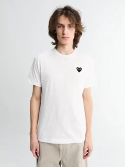 Black Heart T-Shirt i Hvid