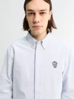 Button Down Oxford Skjorte i Blå Stribe