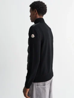 Cardigan i Sort