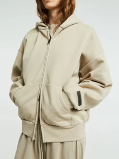 Classic Fit Fleece Zip-Up Hoodie i Timber