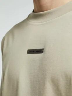 Classic Fit T-Shirt i Timber