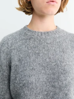 Clock Sweater i Grå