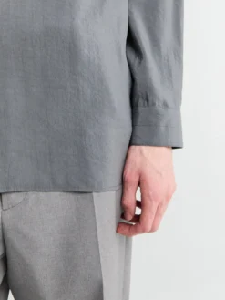 Convertible Collar Shirt i Aluminium