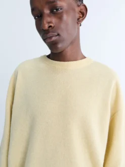 Crewneck Sweater i Smørgul