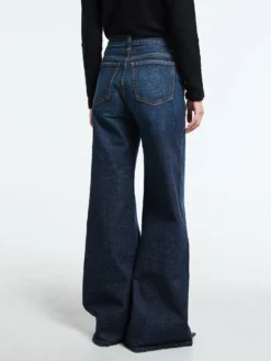Dane Jeans i Lansing