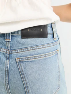 Delina Jeans i Bomont