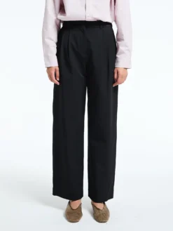 Double Pleated Wide Slacks i Sort