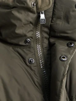 Dyngja Down W Cropped Jakke i Tarmac - Eksklusiv Farve