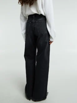 2021F Jeans i Sort