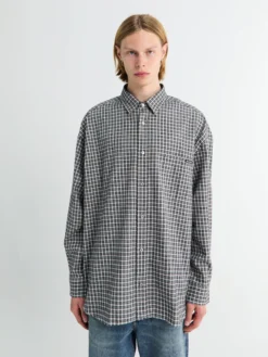 Flannel Button-Up Skjorte i Sort og Hvid