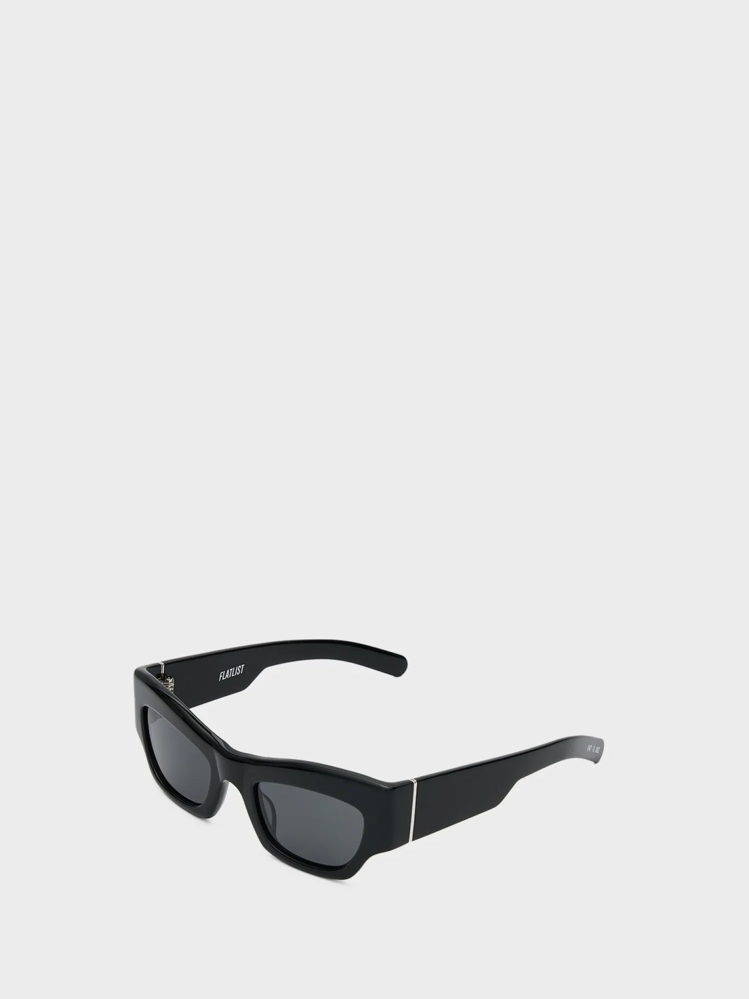 Flatlist x Sunflower Shade 03 Solbriller i Solid Black og Solid Black Lens