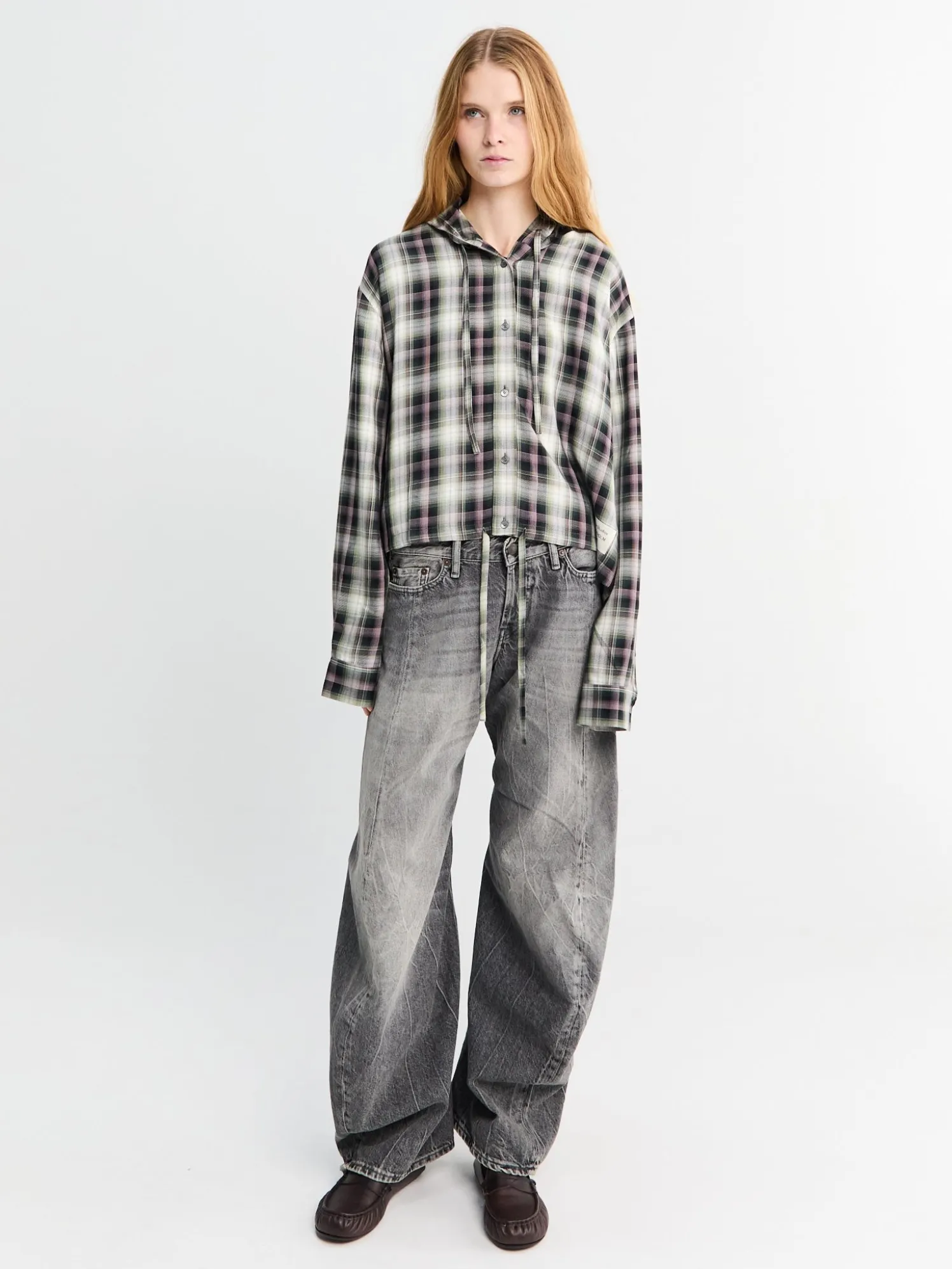 2006F Loose Fit Jeans i Vasket Sort