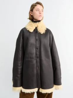 Jakke i Coffee Brown og Pale Yellow