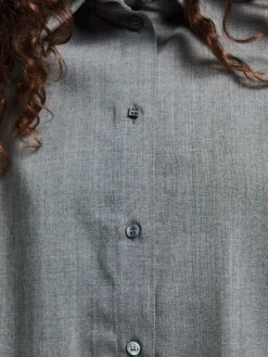 La Chemise D'Homme Skjorte i Grå
