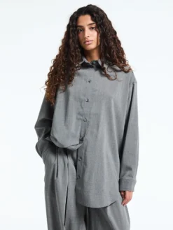 La Chemise D'Homme Skjorte i Grå