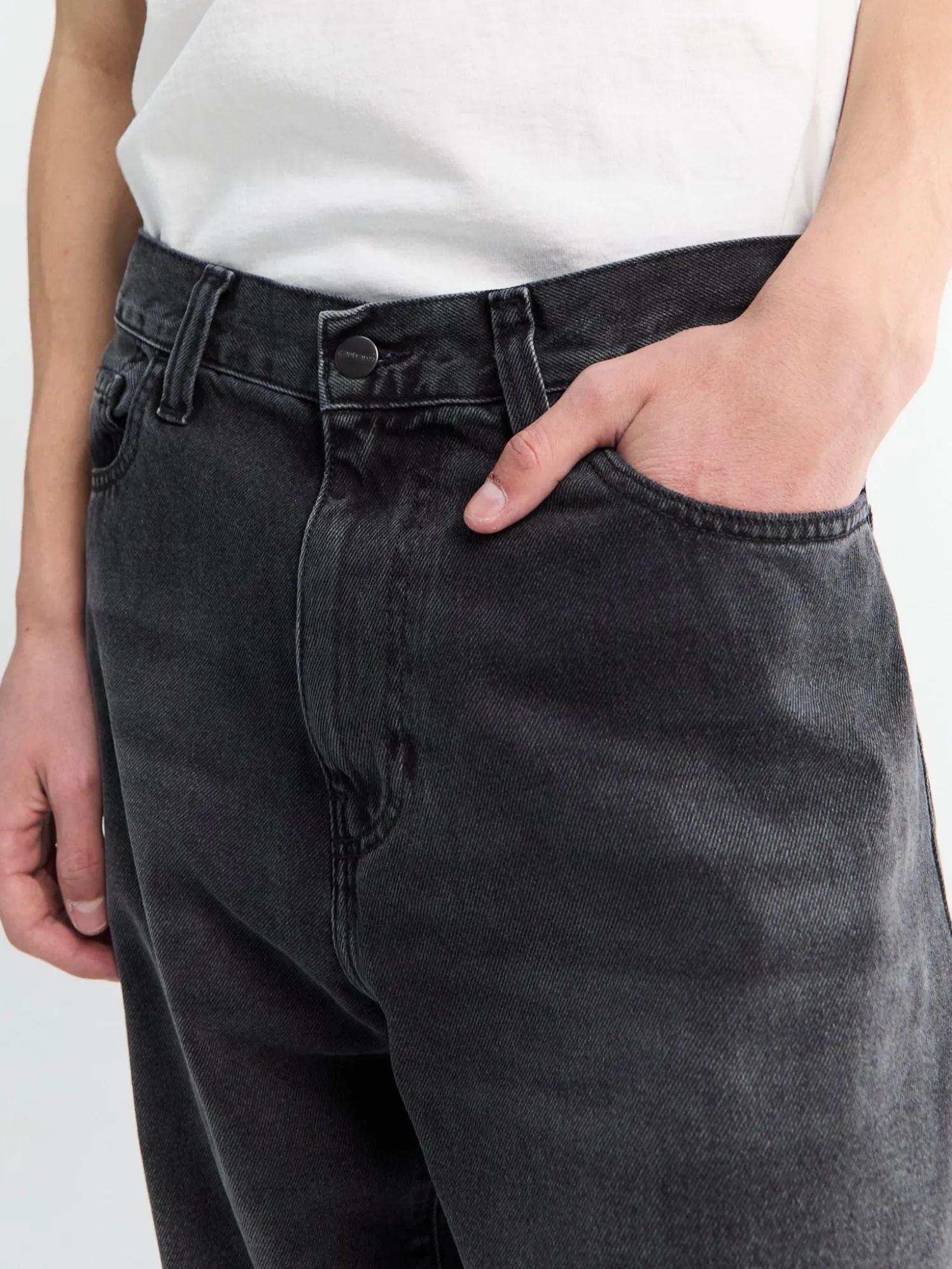 Landon Pant i Sort Slidt Bleget