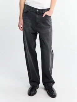 Landon Pant i Sort Slidt Bleget