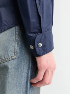 Langærmet Skjorte med Logo Patch i Navy Blå