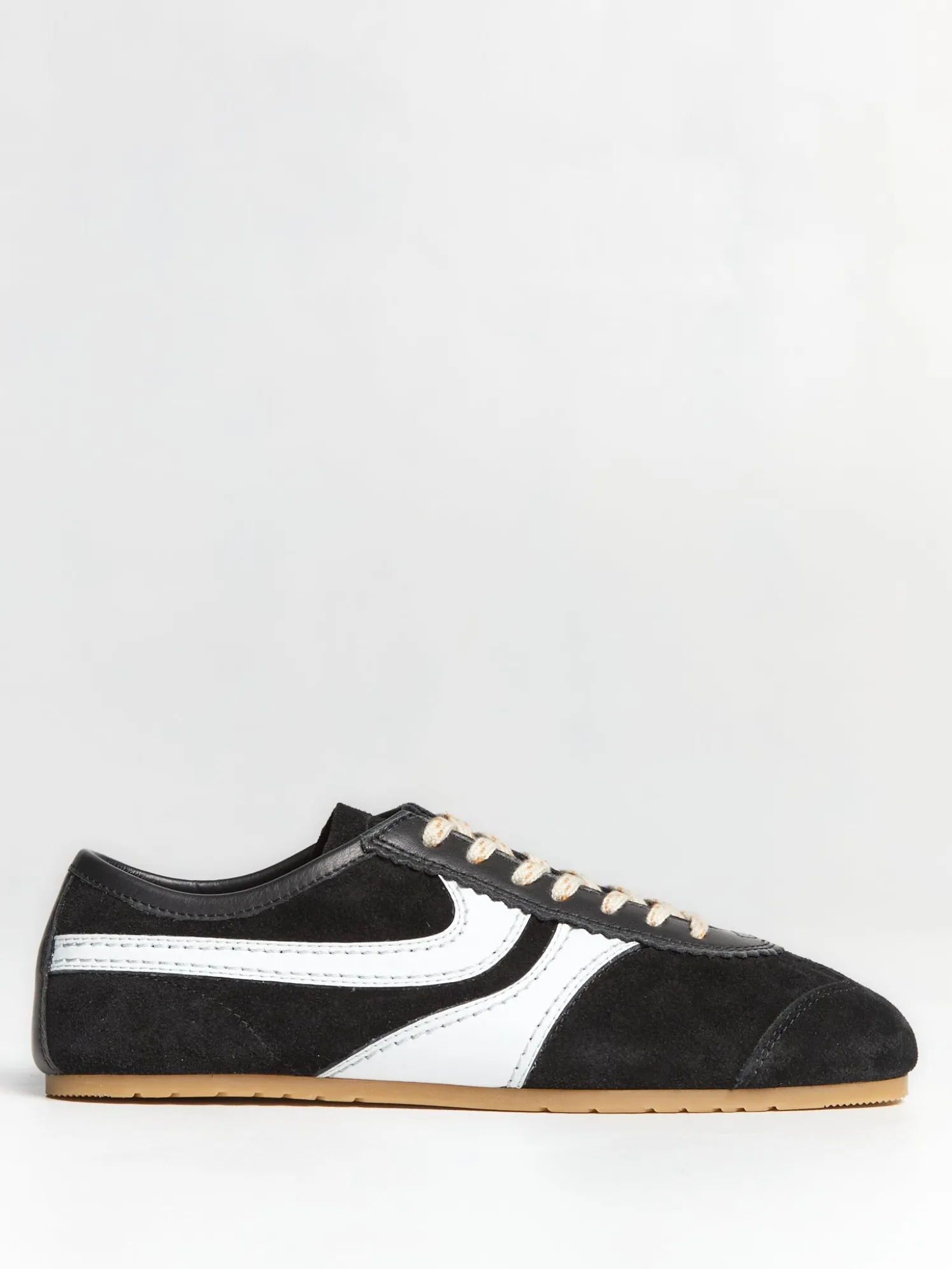 Leather-Trimmed Ruskinds Sneakers i Sort og Hvid