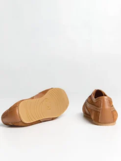 Leather-Trimmed Suede Sneakers i Tan