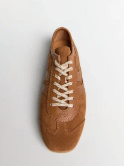 Leather-Trimmed Suede Sneakers i Tan