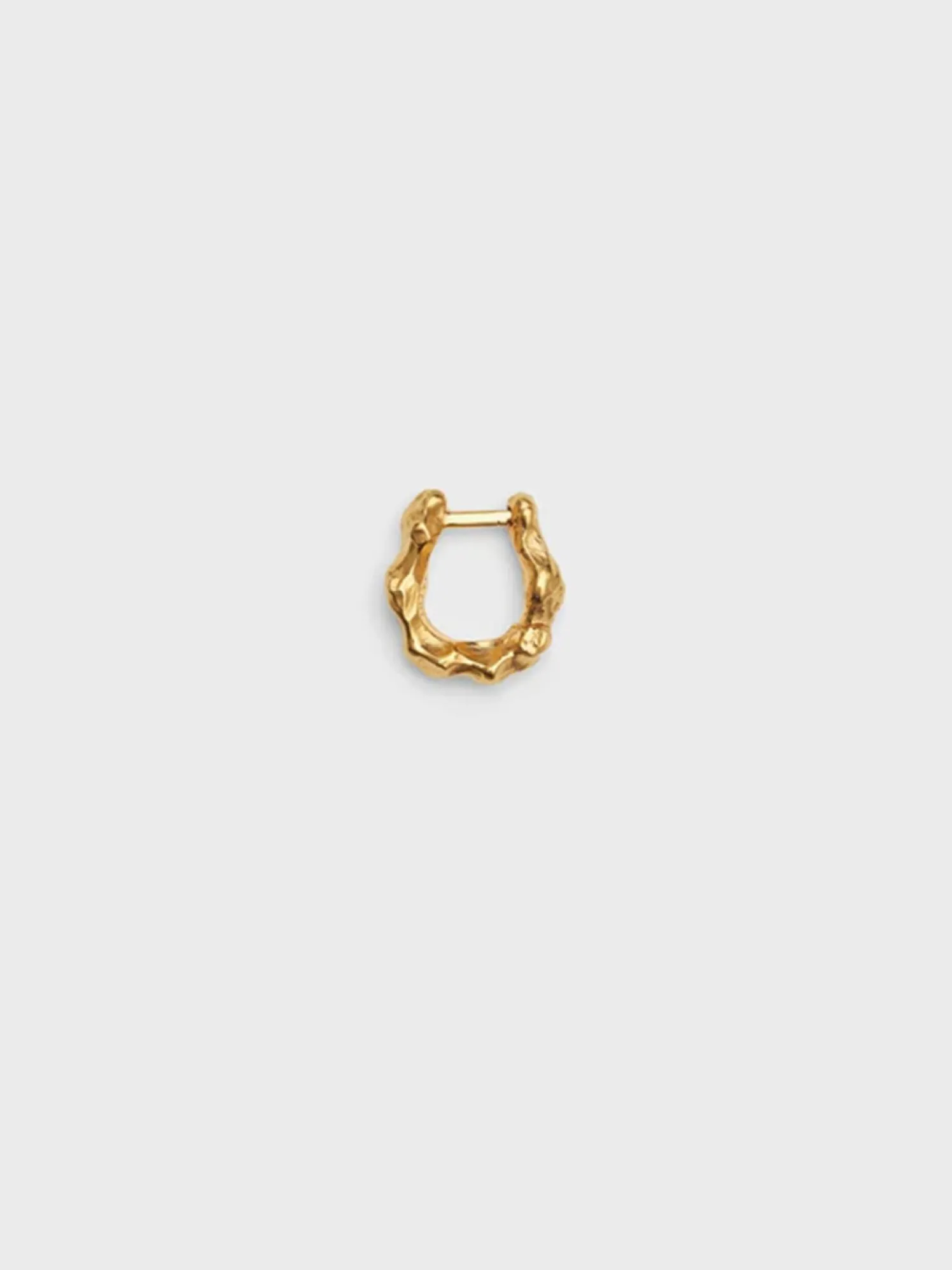 Leonora Ørering med forgyldning