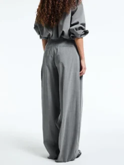 Le Pantalon D'Homme Bukser i Grå