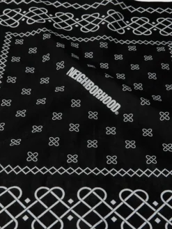 Line Pattern Bandana i Sort