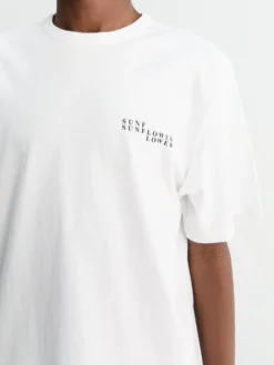 Logo T-Shirt i Hvid