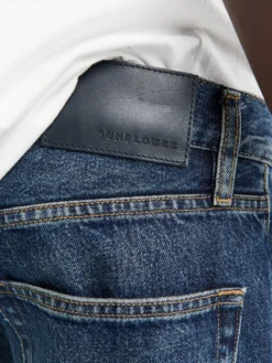 Loose Jeans i Mørkeblå med Slidt Look