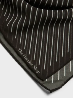 Marais Striped Tørklæde i Brun og Hvid