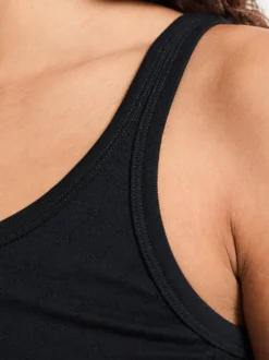 Messhu Tank Top i Sort
