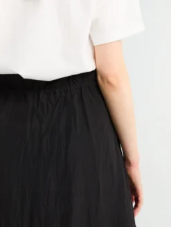 Messina Gathered Wrap Skirt i Sort