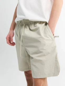Mike Shorts i Beige