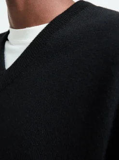 Moon Merino V-Neck Strik i Sort