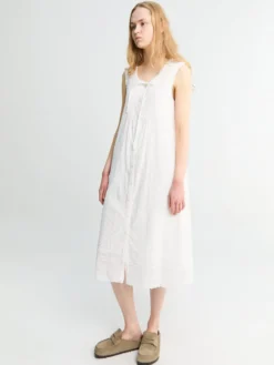 Needlework Babydoll Kjole i Hvid