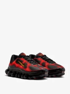 Nike Air Liquid Max in Black, Metallic Gold-Team Red-Fire