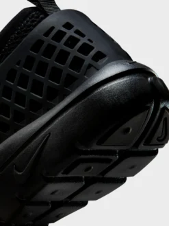 Nike Rejuven8 Run SP i Black og Black Sail