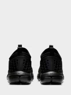 Nike Rejuven8 Run SP i Black og Black Sail