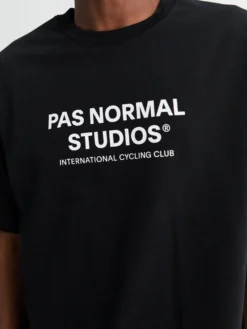 Off-Race Logo T-Shirt i Sort