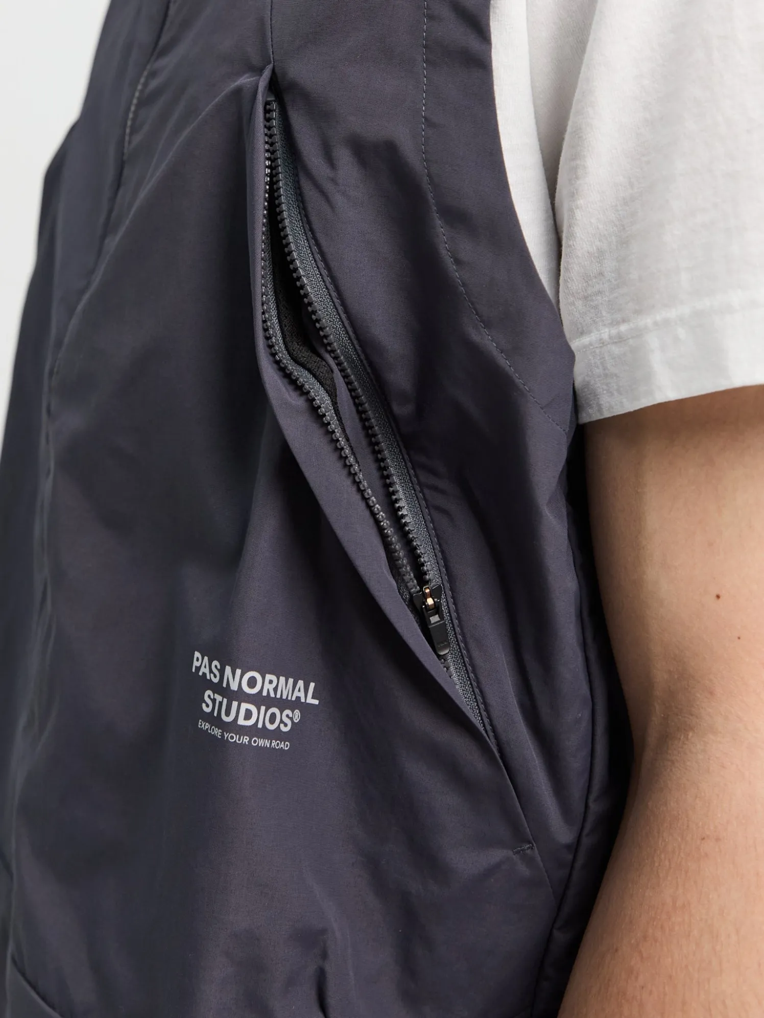 Off-Race Utility Vest i Stål